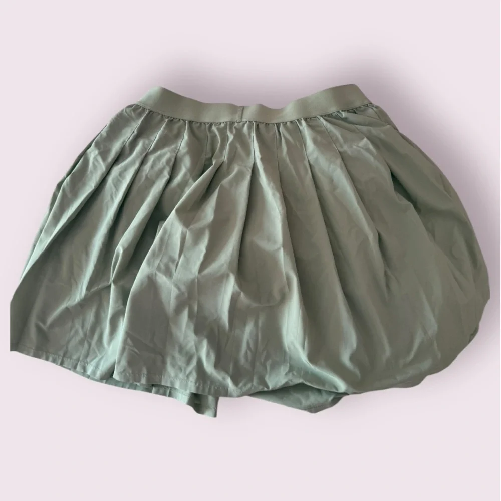 🎾 ALO Varsity Tennis Skort | Size L | LIMESTONE 🎾